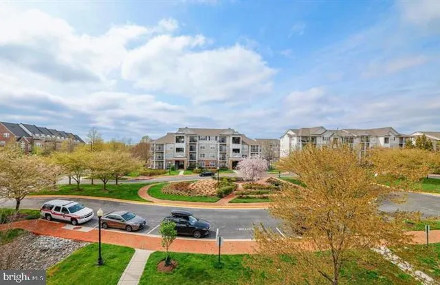 $1,800 | 19629 Galway Bay Circle, Unit 303, Germantown, MD 20874