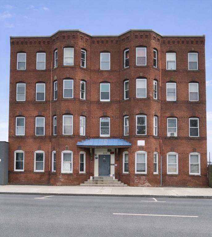 650 High Street, Unit 3 Holyoke, MA 01040 - Photo 7 of 8