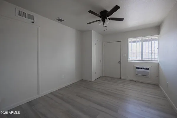 $895 | 1915 North 26th Place, Unit 6, Phoenix, AZ 85008