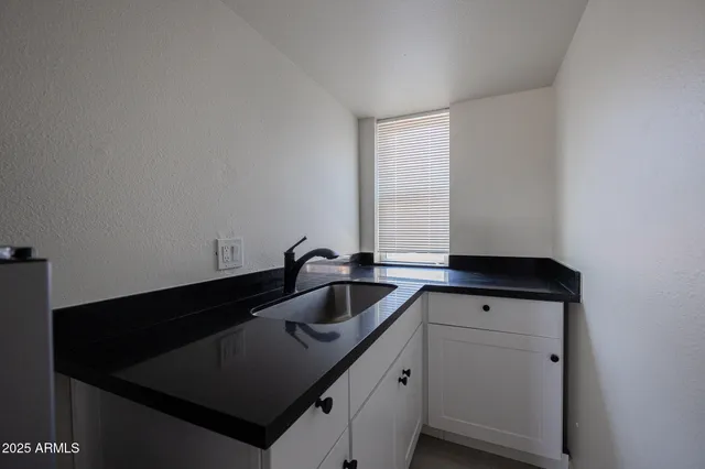 $895 | 1915 North 26th Place, Unit 6, Phoenix, AZ 85008