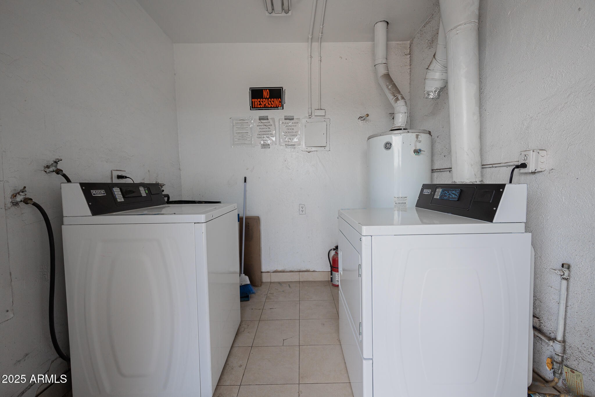 1915 North 26th Place, Unit 6 Phoenix, AZ 85008 - Photo 10 of 10 B33A6528