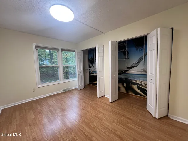 $538,000 | 841 Red Oak Drive, Niskayuna, NY 12309