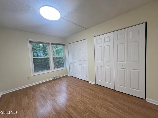 $538,000 | 841 Red Oak Drive, Niskayuna, NY 12309