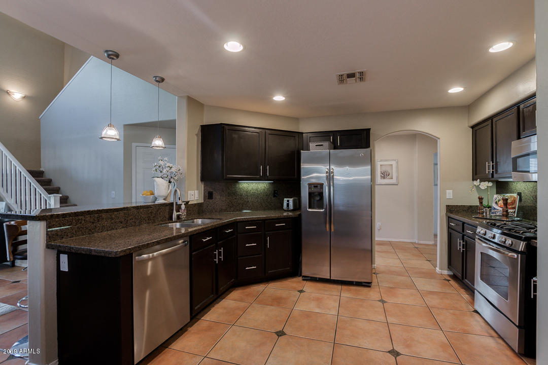 6790 West Rowel Road Peoria, AZ 85383 - Photo 14 of 44 17-Rowel