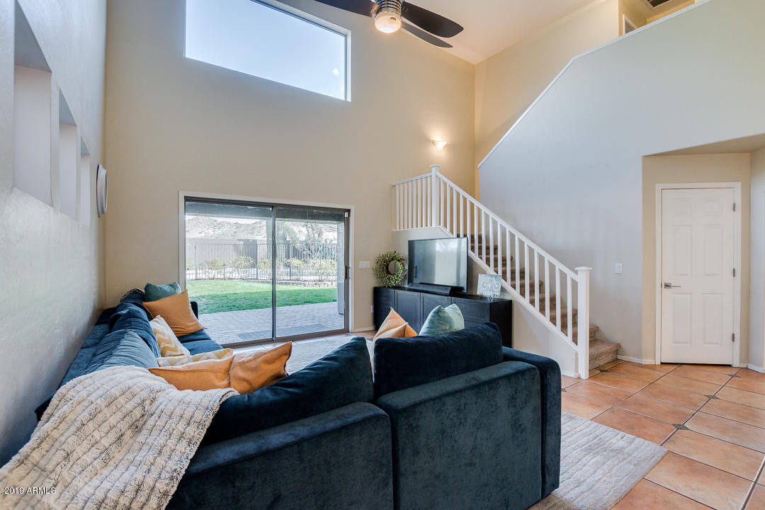 6790 West Rowel Road Peoria, AZ 85383 - Photo 8 of 44 10-Rowel