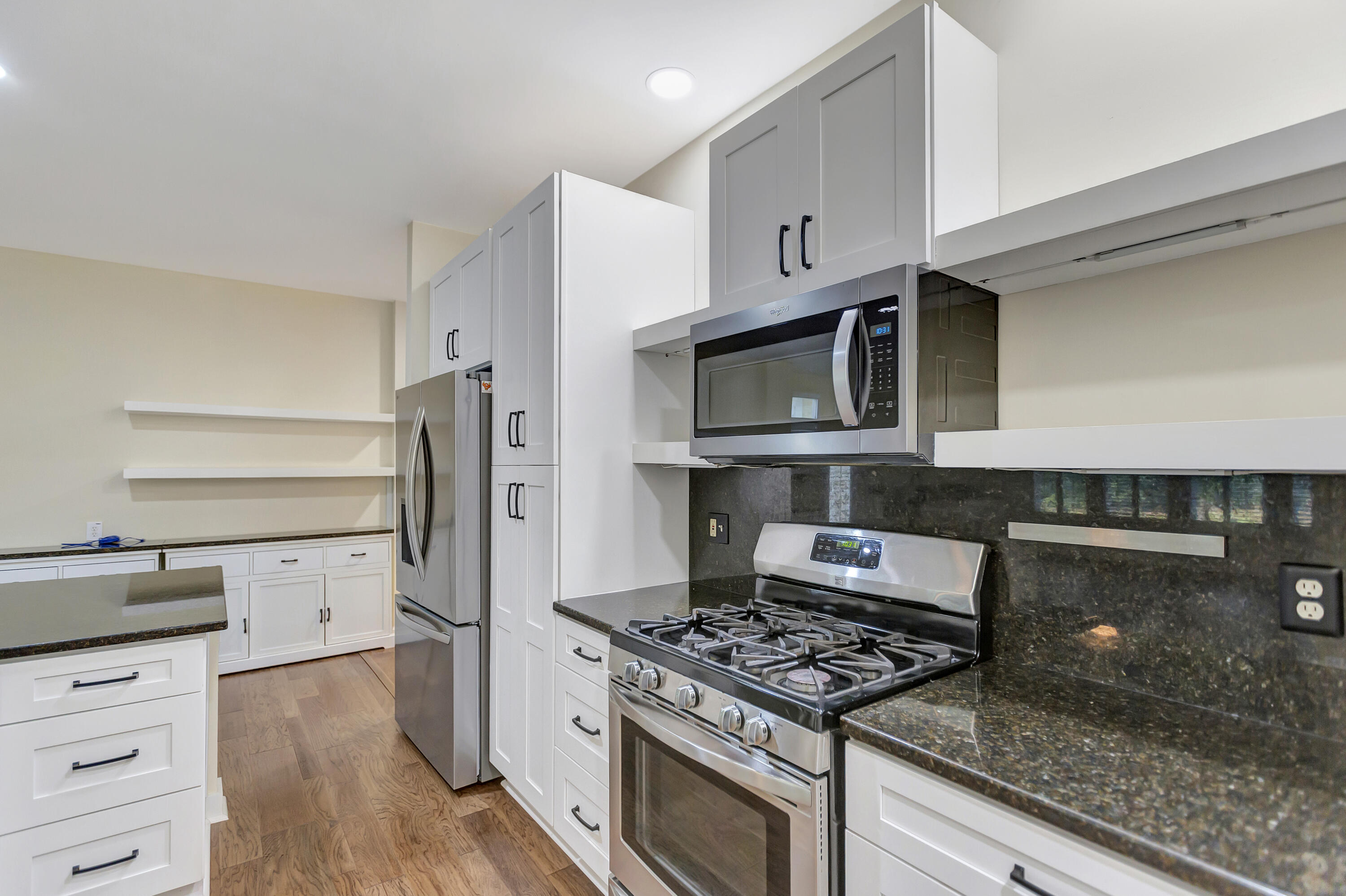 1075 Barfield Street Daniel Island, SC 29492 - Photo 16 of 55 296A6245