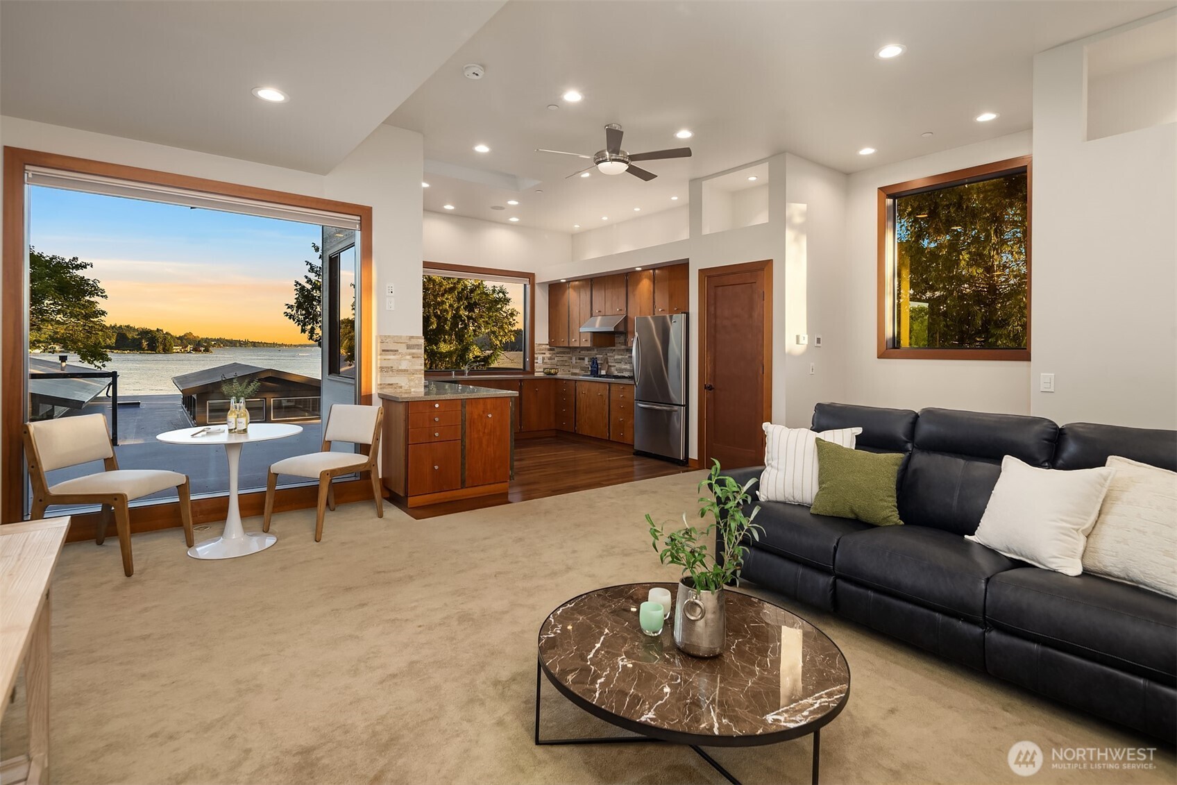 10929 Southeast Lake Road Bellevue, WA 98004 - Photo 29 of 40