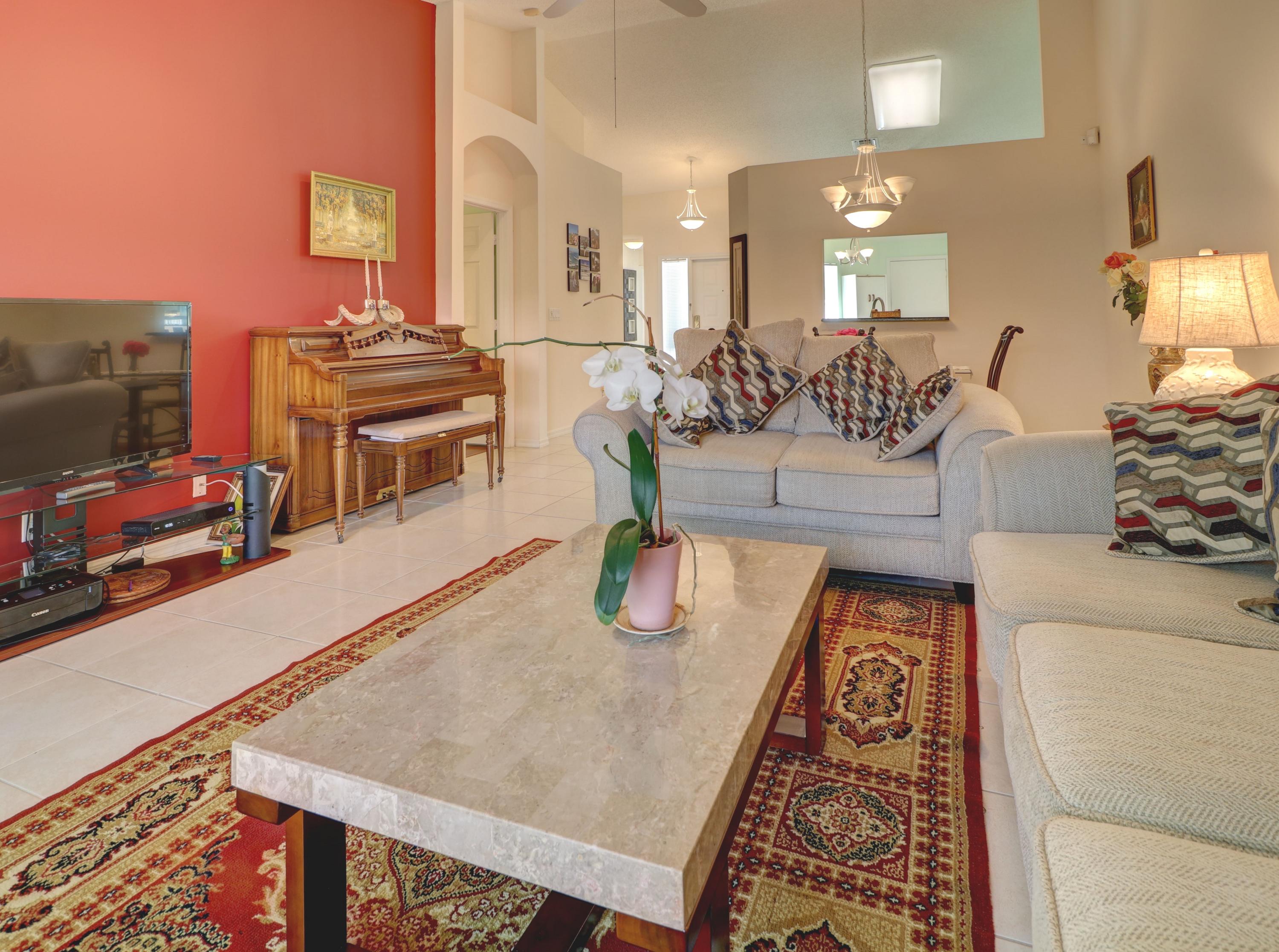 6101 Heliconia Road Delray Beach, FL 33484 - Photo 3 of 16 Living Room