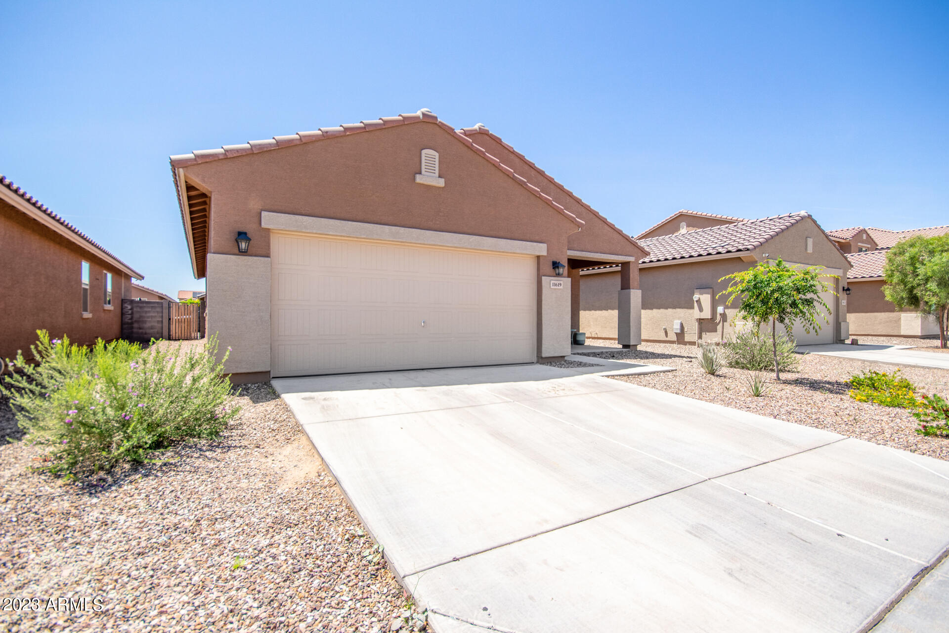 11619 West Redfield Road El Mirage, AZ 85335 - Photo 4 of 33 0004-04 Redfield 11619