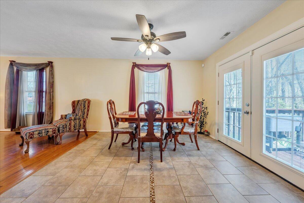 792 Rock Road West Radford, VA 24141 - Photo 3 of 26 03-MIB09669