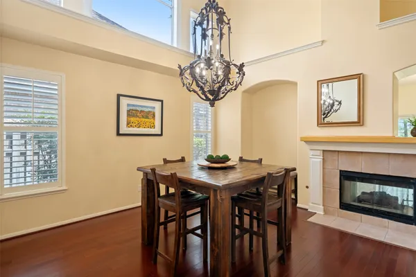 $715,000 | 50 East Sundance Circle, The Woodlands, TX 77382
