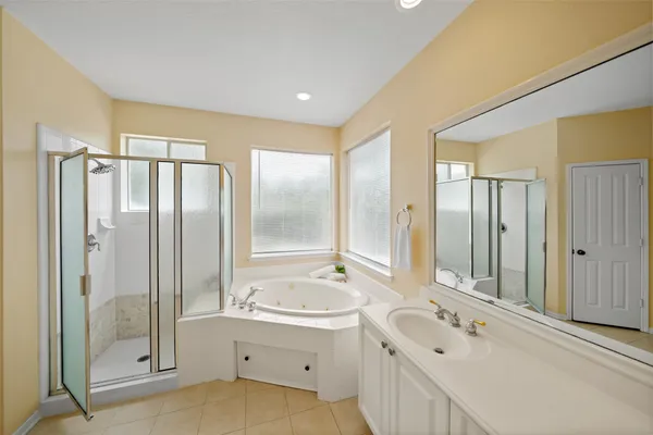 $715,000 | 50 East Sundance Circle, The Woodlands, TX 77382