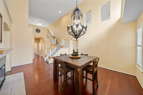 $715,000 | 50 East Sundance Circle, The Woodlands, TX 77382