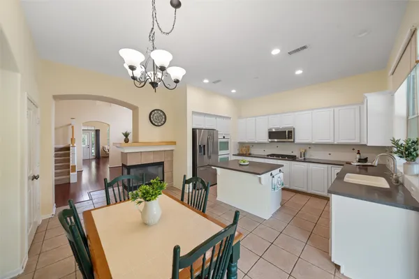 $715,000 | 50 East Sundance Circle, The Woodlands, TX 77382
