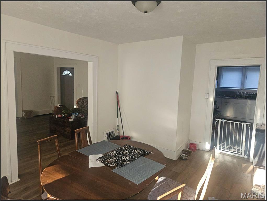 339 West Pierce Street Macomb, IL 61455 - Photo 12 of 30