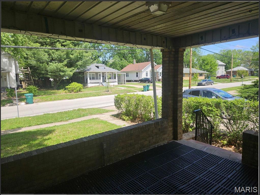 339 West Pierce Street Macomb, IL 61455 - Photo 8 of 30
