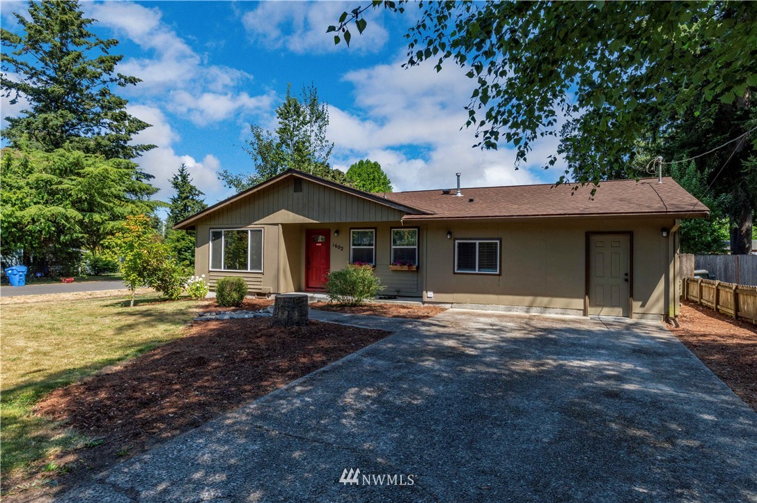 1602 Golf Club Road Southeast Lacey, WA 98503 - Photo 1 of 27 Gallery Image 1