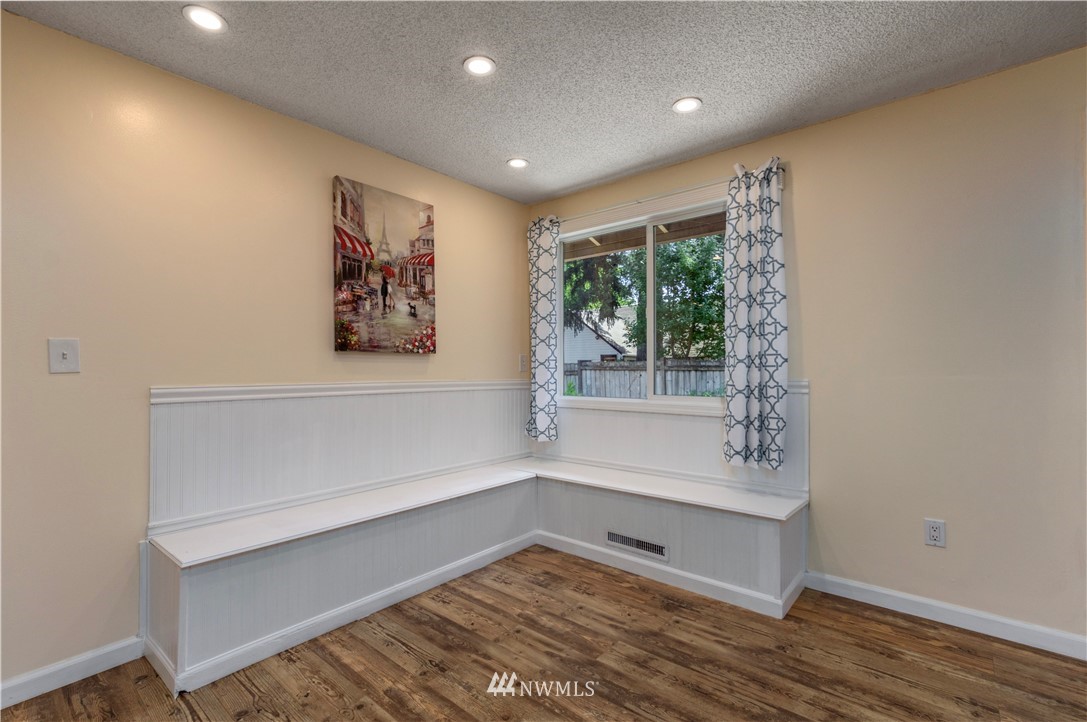 1602 Golf Club Road Southeast Lacey, WA 98503 - Photo 11 of 27 Gallery Image 11