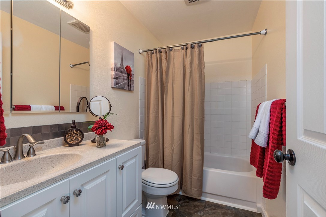 1602 Golf Club Road Southeast Lacey, WA 98503 - Photo 19 of 27 Gallery Image 19