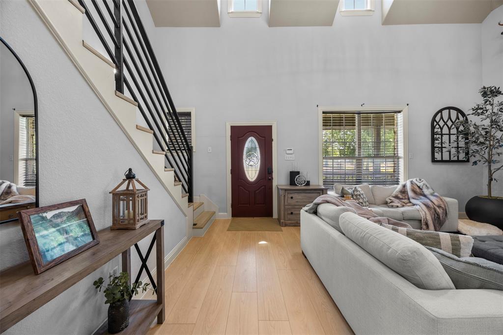 3175 Collins Road Burleson, TX 76028 - Photo 6 of 40 Gallery Image 6