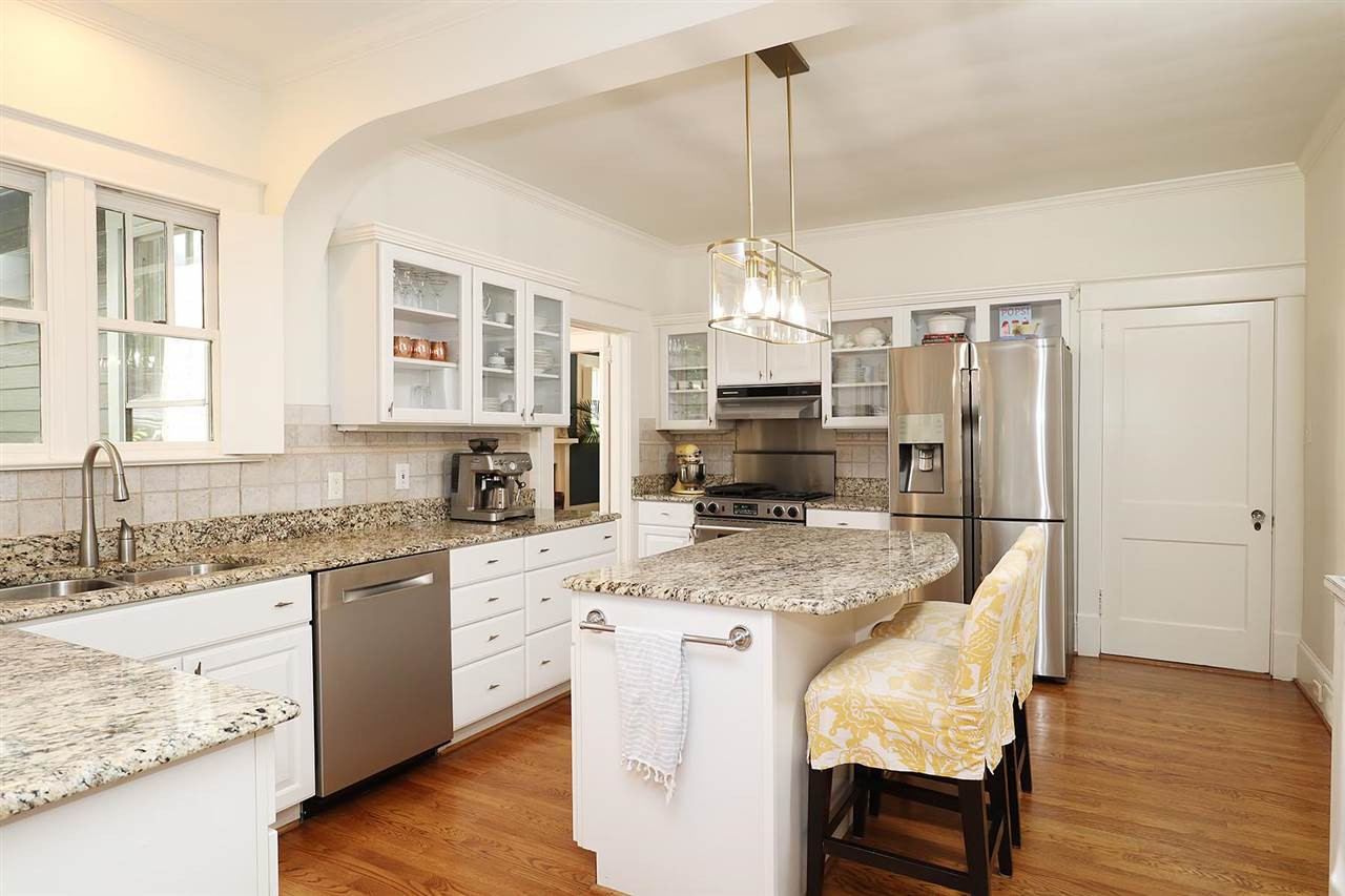 1915 McCarthy Street Raleigh, NC 27608 - Photo 8 of 25 Photo 8