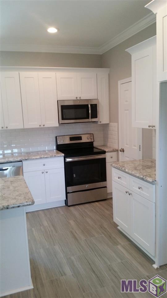 45206 Gold Place Road St. Amant, LA 70774 - Photo 9 of 33 Gallery Image 9