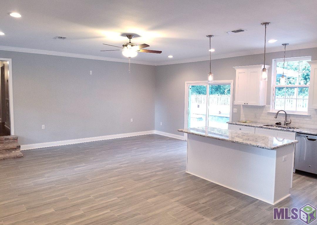 45206 Gold Place Road St. Amant, LA 70774 - Photo 10 of 33 Gallery Image 10