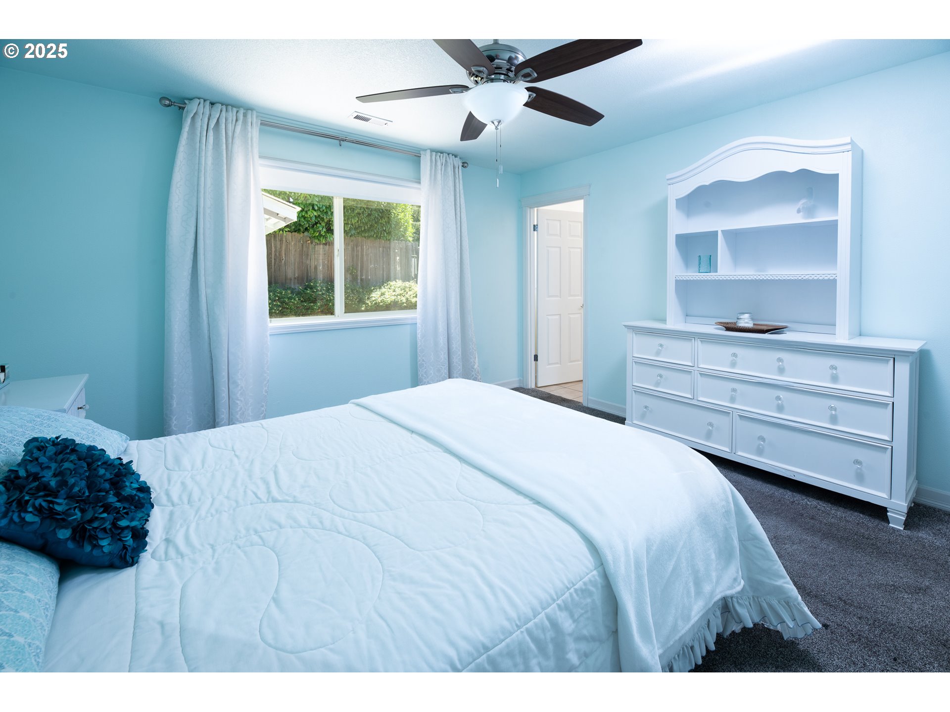 910 Kristen Way Cottage Grove, OR 97424 - Photo 22 of 44 Bedroom, Primary