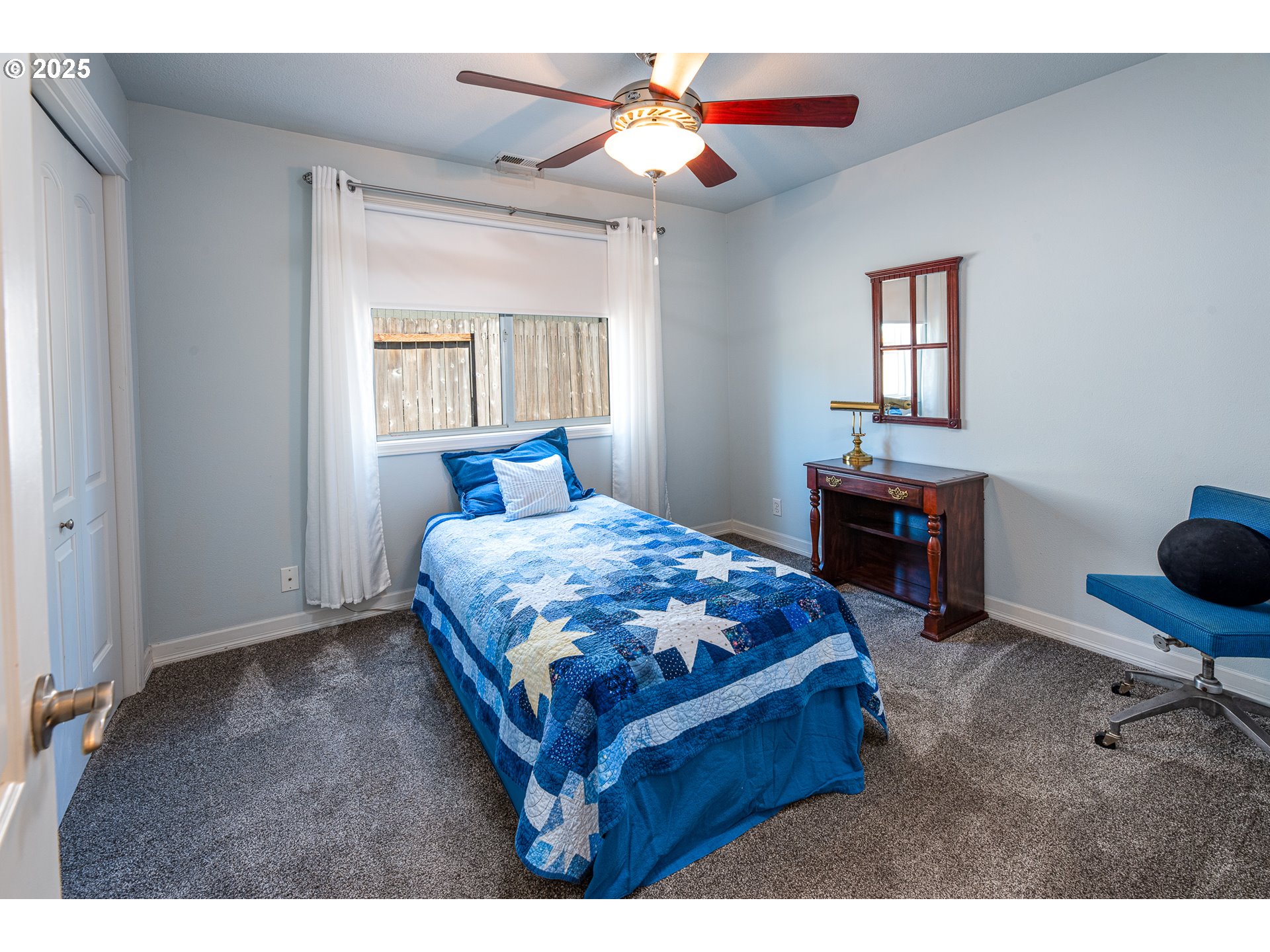 910 Kristen Way Cottage Grove, OR 97424 - Photo 25 of 44 Bedroom