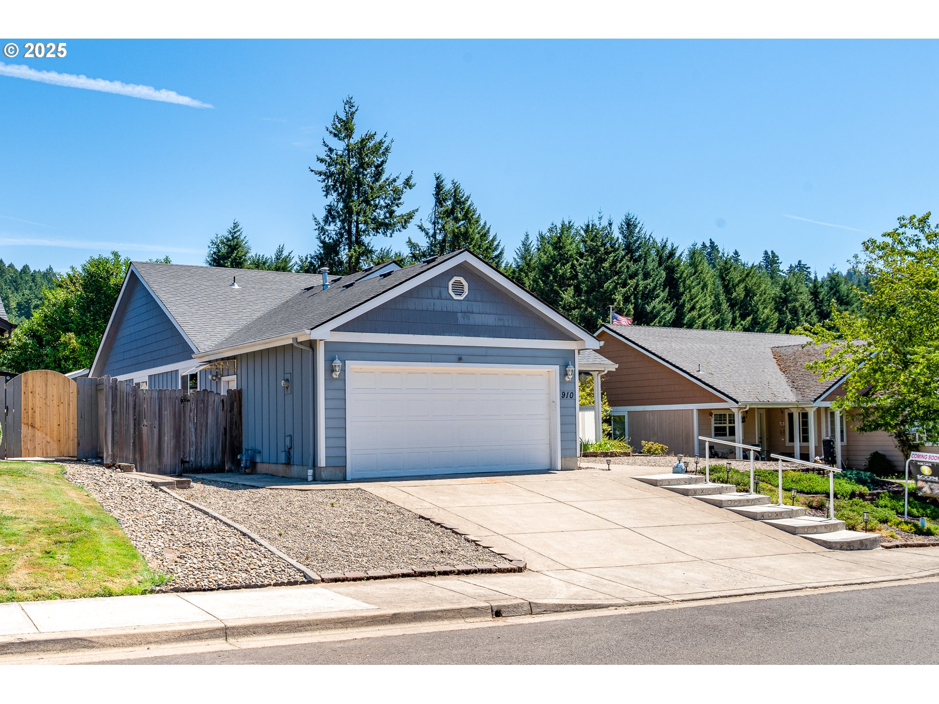 910 Kristen Way Cottage Grove, OR 97424 - Photo 4 of 44