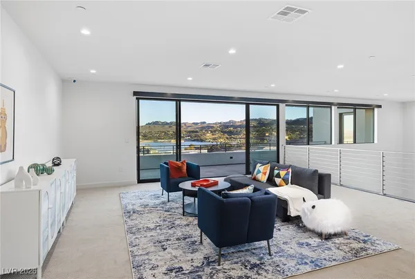 $2,900,000 | 25 Falling Ridge Lane, Henderson, NV 89011