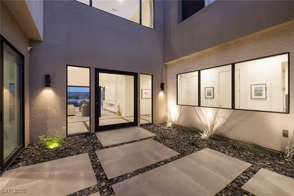 $2,900,000 | 25 Falling Ridge Lane, Henderson, NV 89011