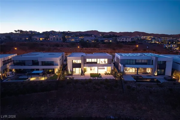 $2,900,000 | 25 Falling Ridge Lane, Henderson, NV 89011