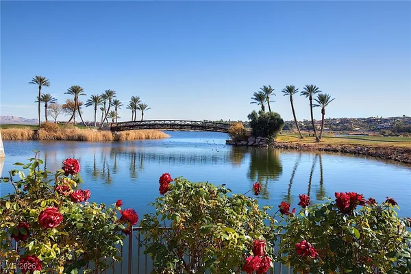 $2,900,000 | 25 Falling Ridge Lane, Henderson, NV 89011