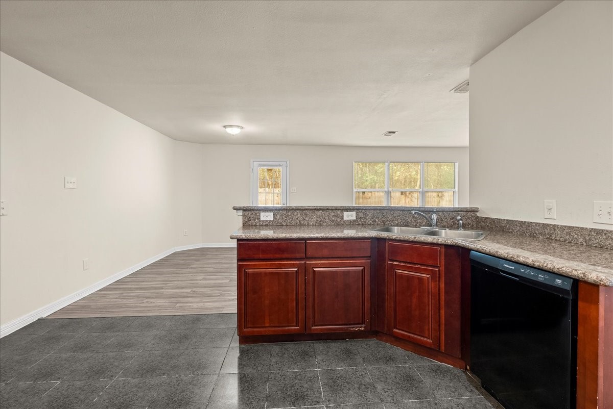 2834 Arica Lane Spring, TX 77373 - Photo 6 of 41