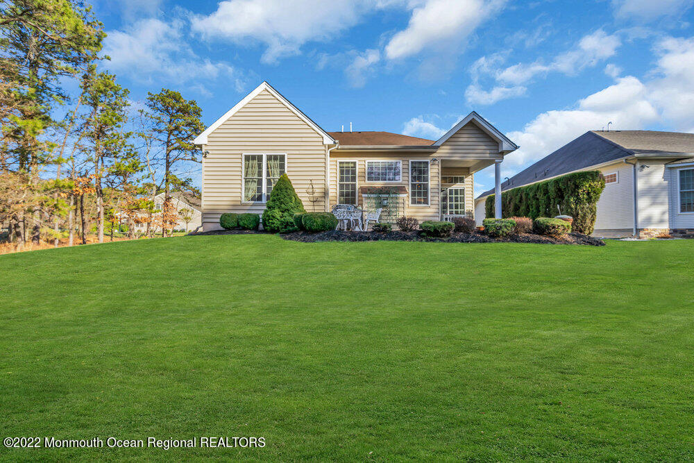 41 Muirfield Road Jackson, NJ 08527 - Photo 48 of 69 a front of a house with a garden