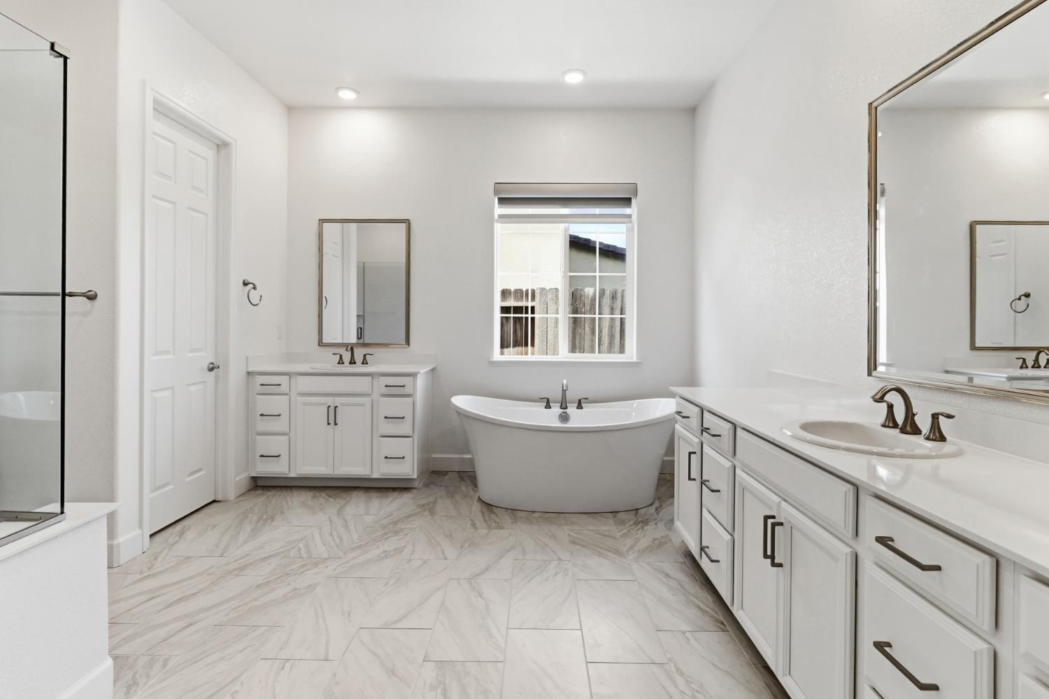 7606 Afonso Way Elk Grove, CA 95757 - Photo 9 of 79