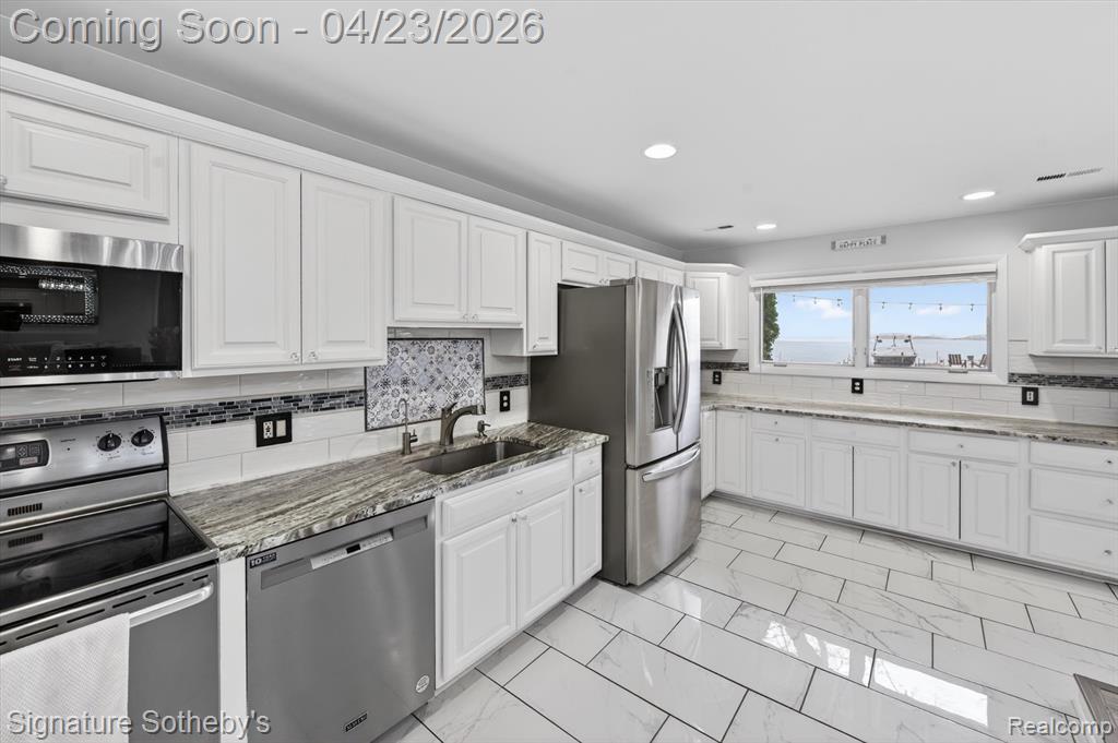 3341 Newton Road Commerce Township, MI 48382 - Photo 22 of 62