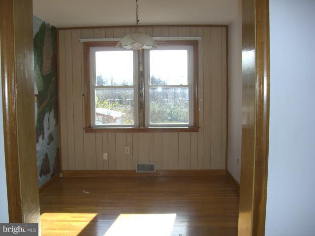 3 Cardinal Road Essex, MD 21221 - Photo 5 of 6 Dining Room