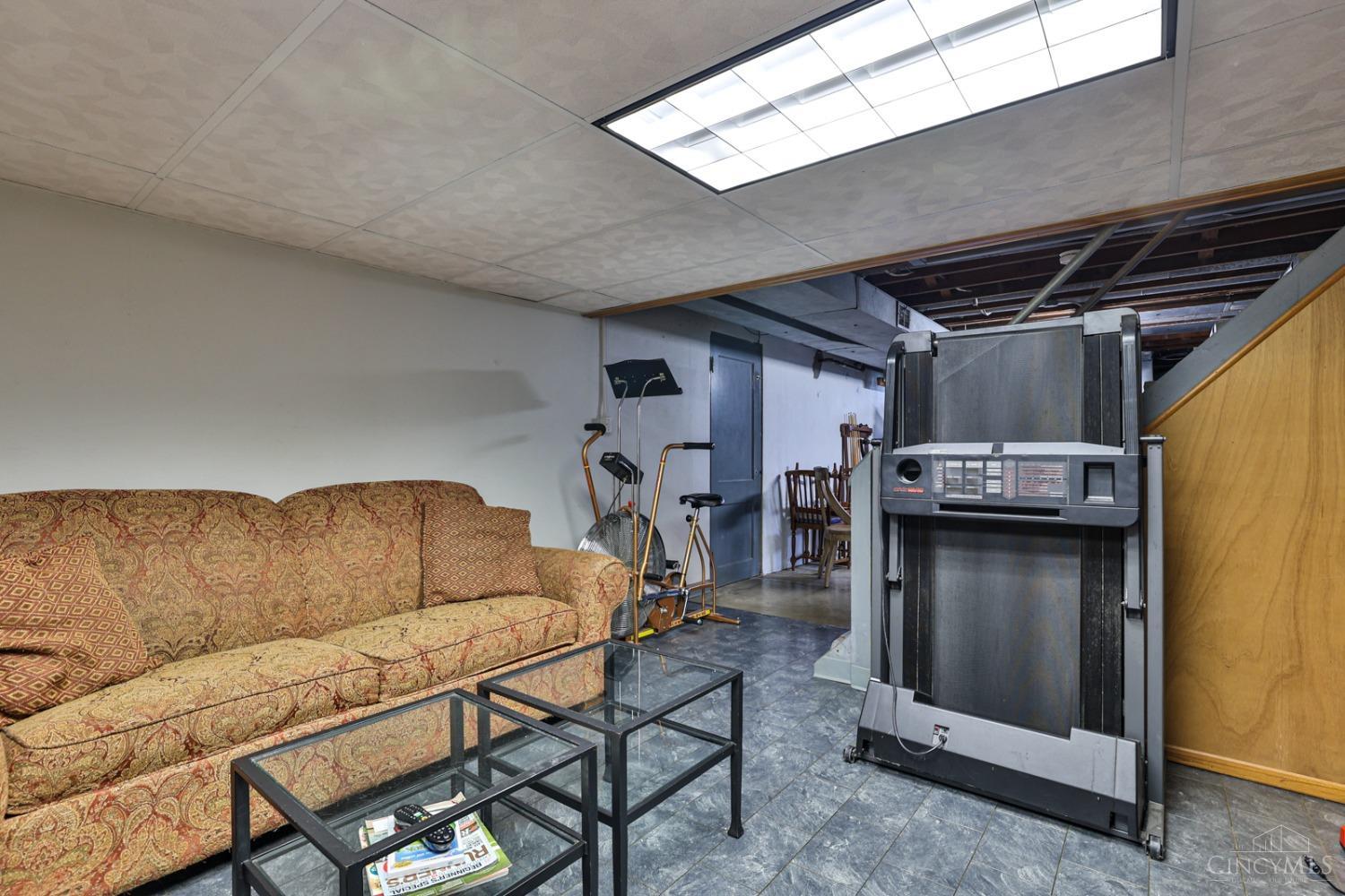 8510 Cheviot Road Cincinnati, OH 45239 - Photo 33 of 39 Gallery Image 33