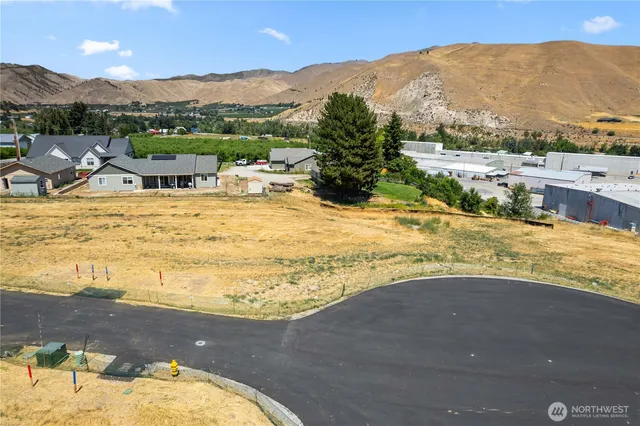 $185,000 | 2 Penstemon Lane, Monitor, WA 98836