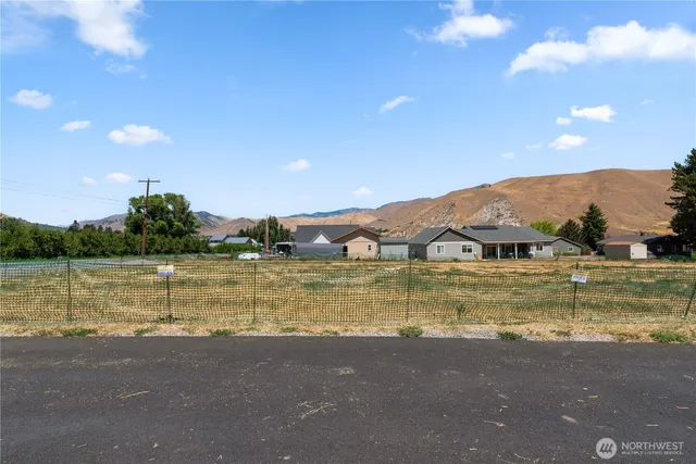 $185,000 | 2 Penstemon Lane, Monitor, WA 98836