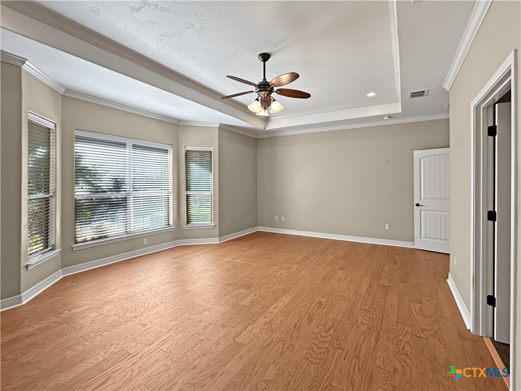386 Wentworth Spring Branch, TX 78070 - Photo 19 of 39 a view of an empty room with a window