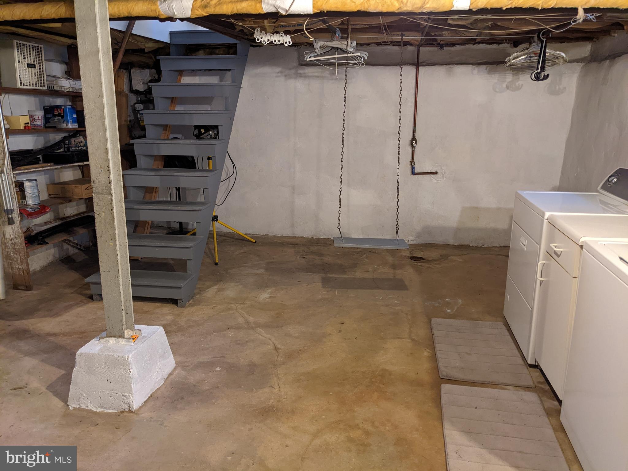 723 Brookwood Road Baltimore, MD 21229 - Photo 25 of 33