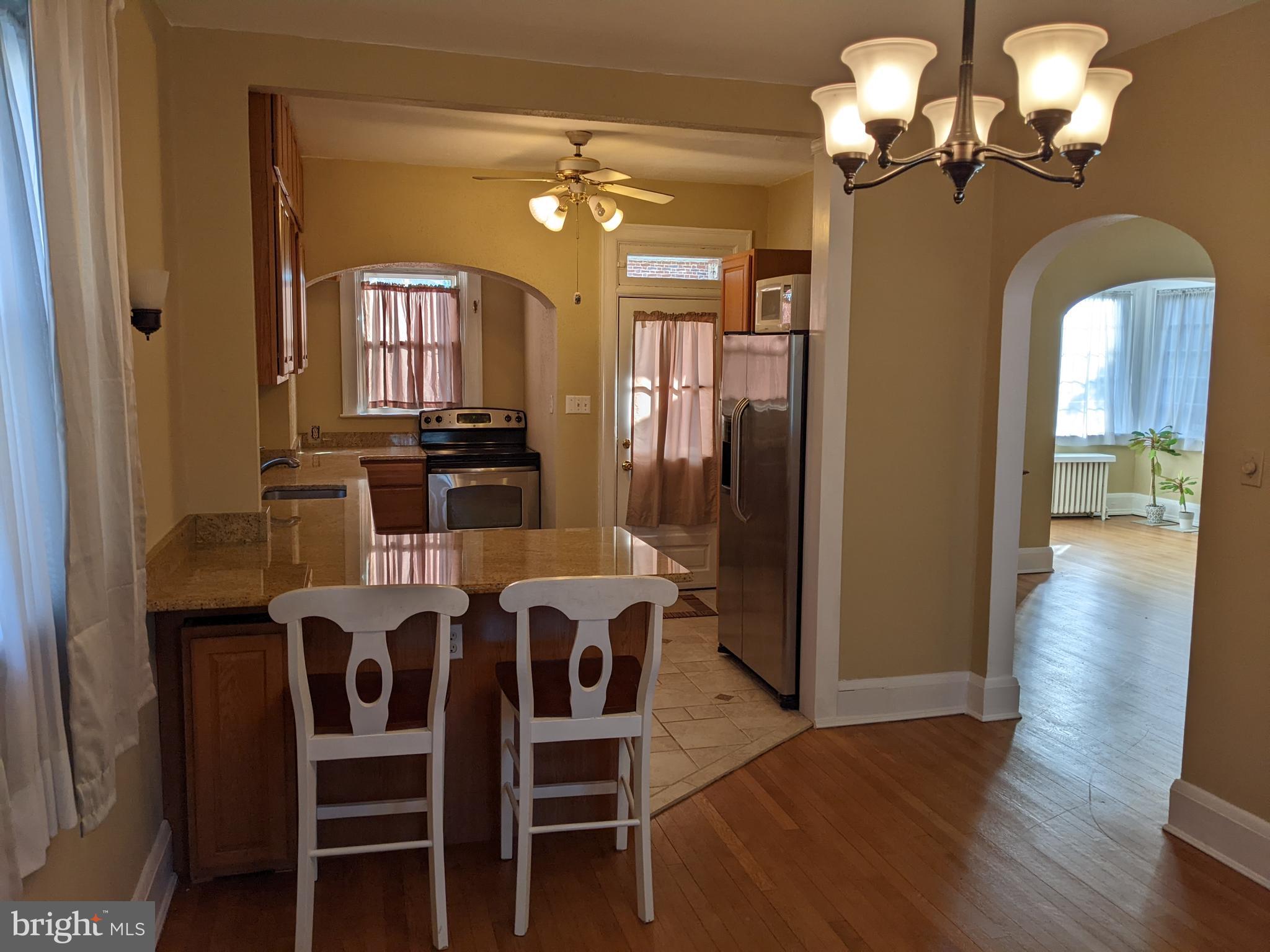 723 Brookwood Road Baltimore, MD 21229 - Photo 6 of 33