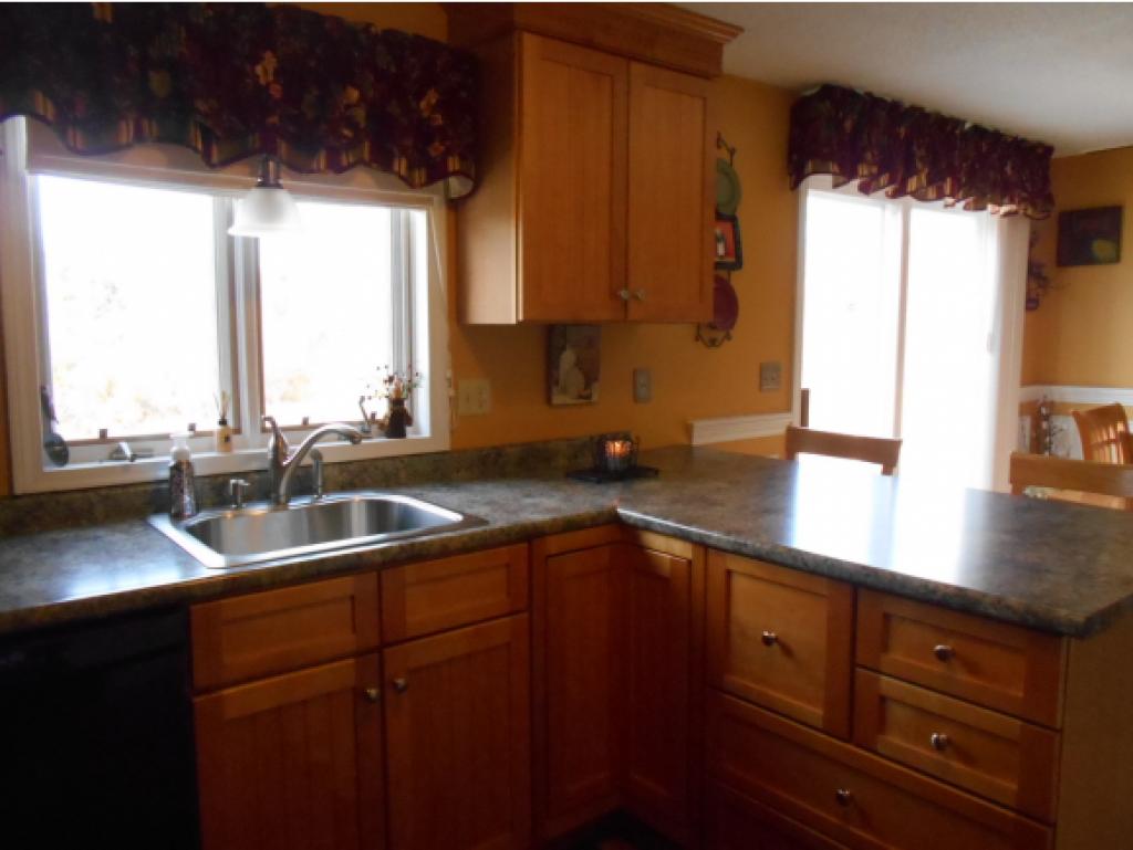 112 R Hampstead Road, Unit 112R Derry, NH 03038 - Photo 3 of 22