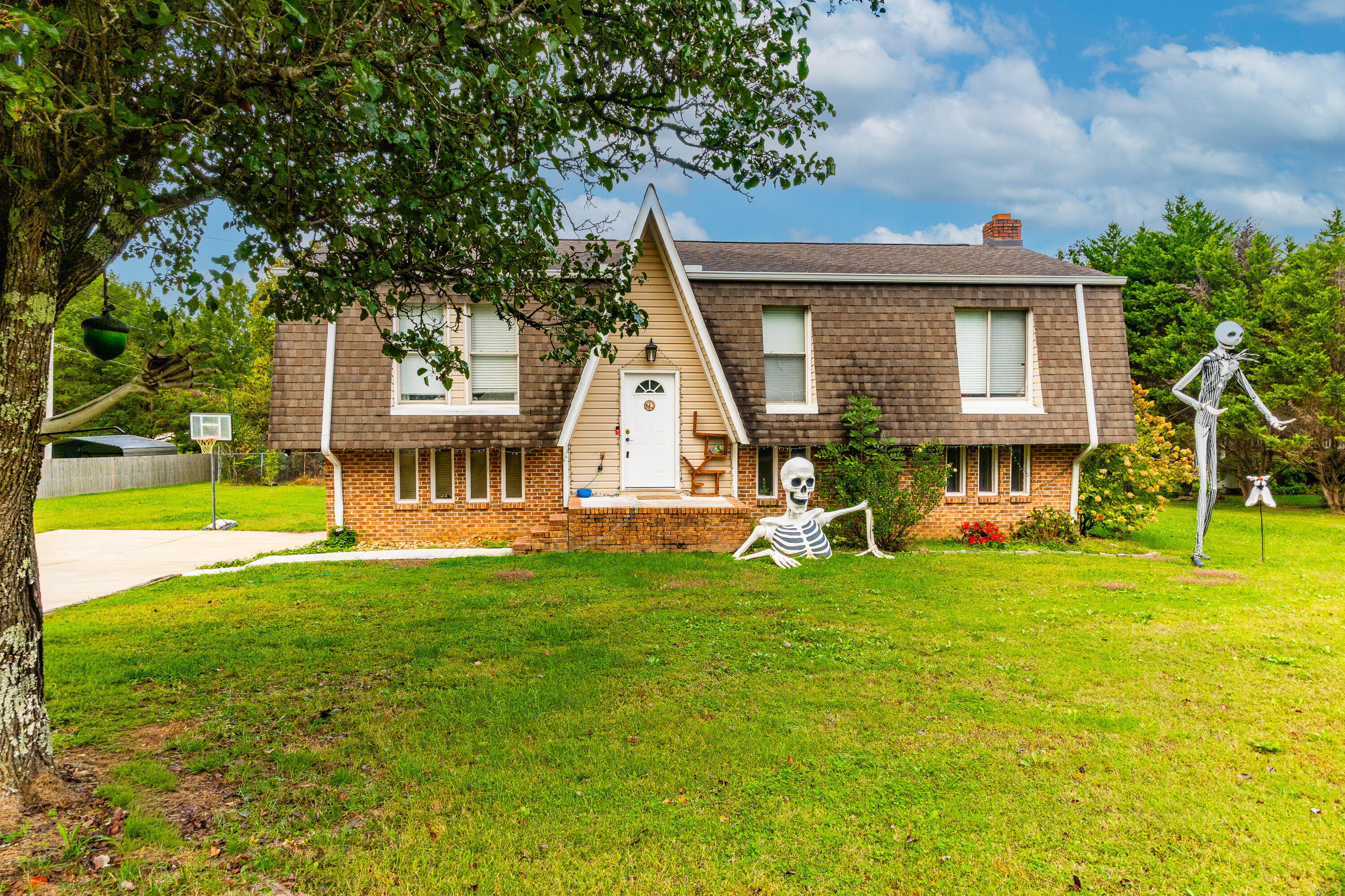 60 Walker Street Ringgold, GA 30736 - Photo 2 of 33 DSC_5286-Edit