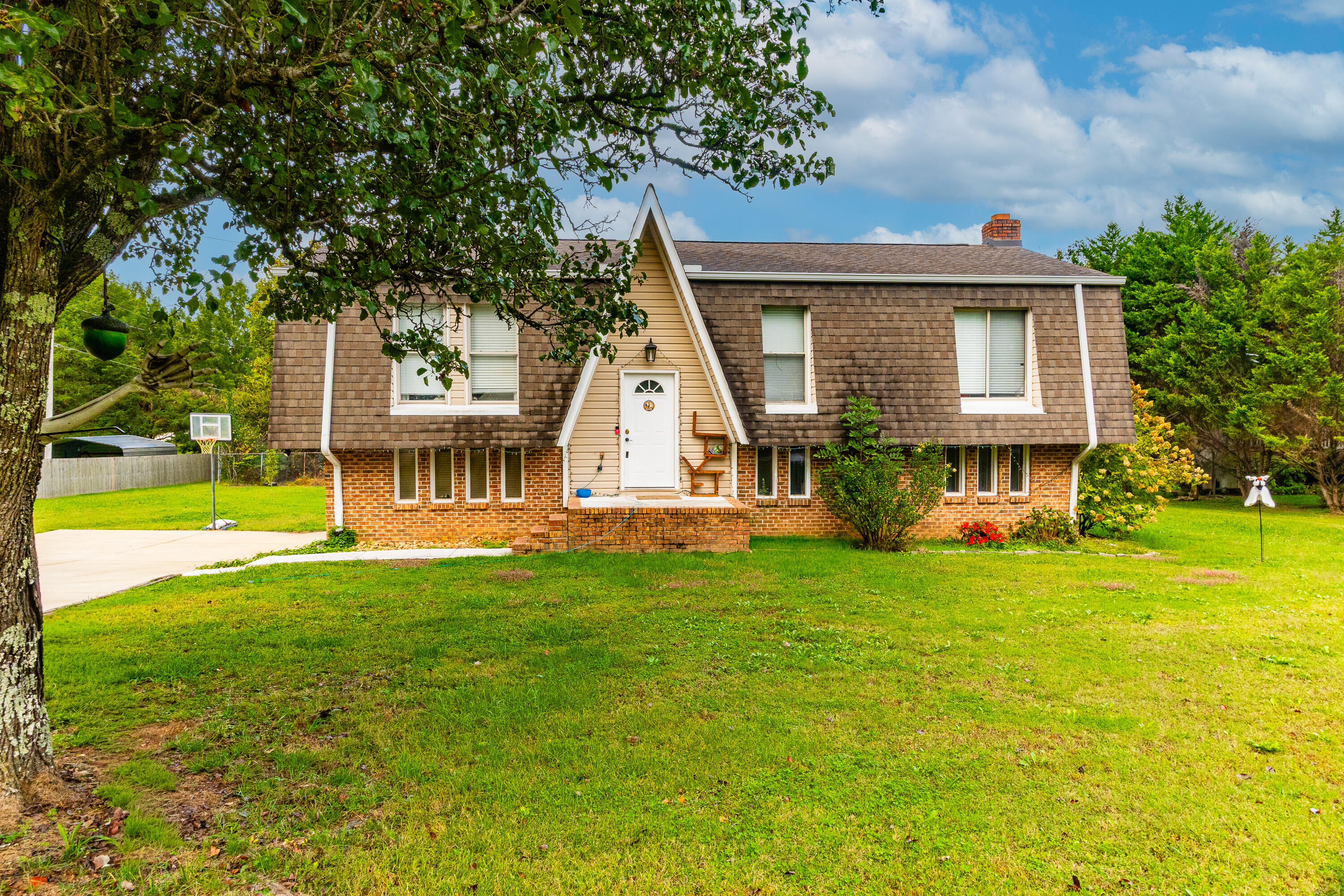 60 Walker Street Ringgold, GA 30736 - Photo 3 of 33 DSC_5286-Edit-Edit