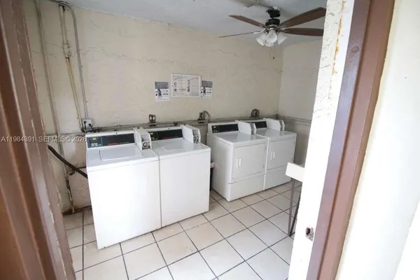 $2,250 | 9220 Fontainebleau Boulevard, Unit 202, Miami, FL 33172