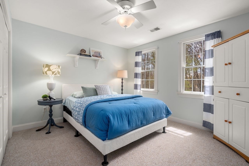 66 Hutchinson Road Sutton, MA 01590 - Photo 24 of 40